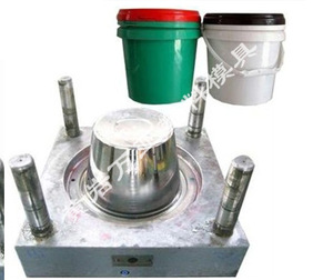 涂料桶模具（装润滑油）